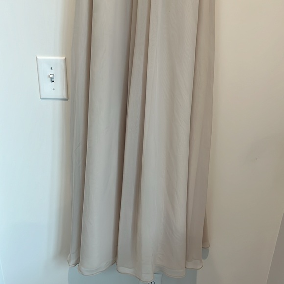 Azazie Cream Halter Dress Size 20 - Picture 3 of 7